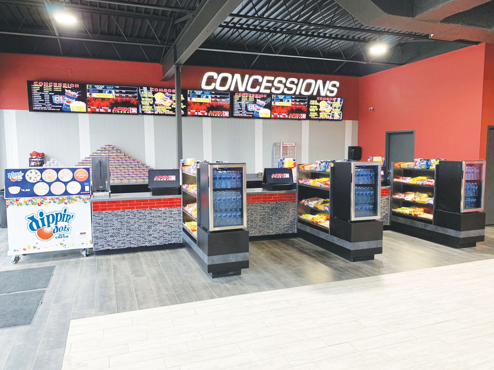 Apex Cinemas opens renovated theater in Jacksonville